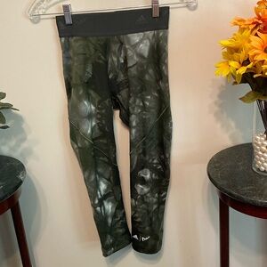 NWT Adidas Parley Exercise Capri Leggings Sz S.